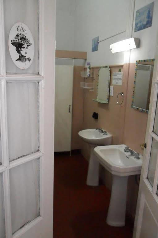 La Plata Hostel Εξωτερικό φωτογραφία