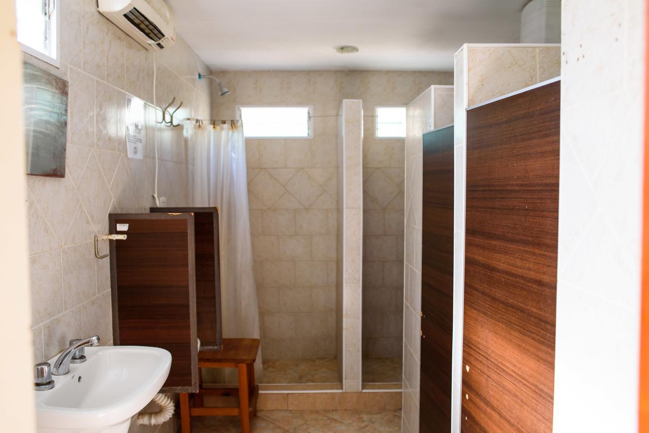 La Plata Hostel Εξωτερικό φωτογραφία